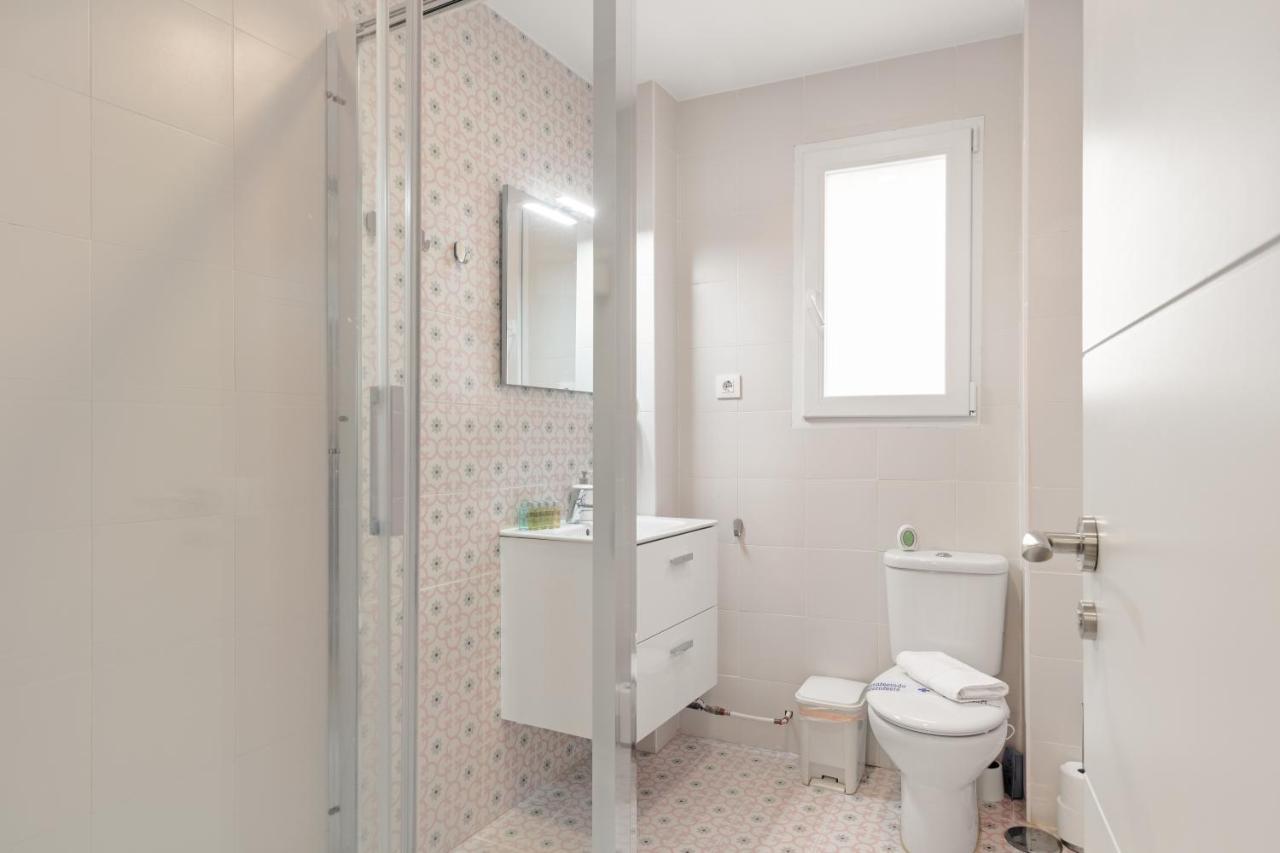 2 Bedrooms 1 Bathroom Furnished - Las Letras - Bright - Mintystay Madryt Zewnętrze zdjęcie