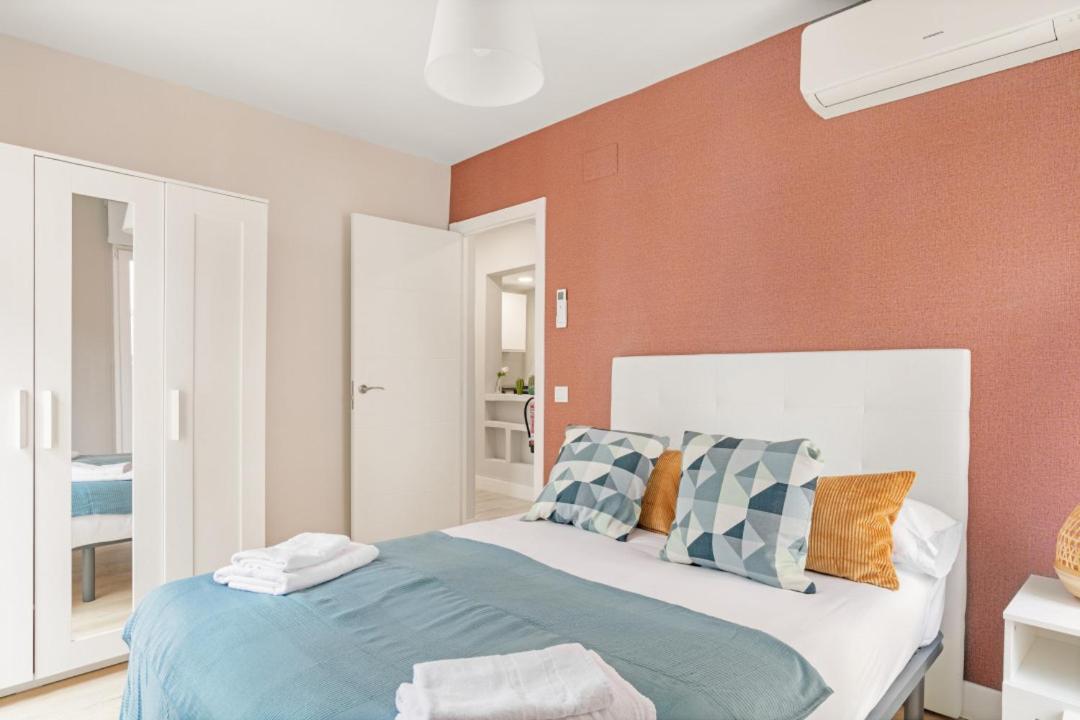 2 Bedrooms 1 Bathroom Furnished - Las Letras - Bright - Mintystay Madryt Zewnętrze zdjęcie